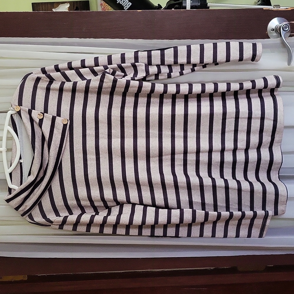Women's XL navy and gray long sleeve striped tunic cowl button neck